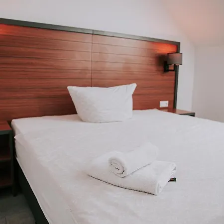 Hostel Domizil *